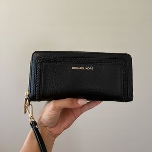 Michael Kors Wristlet